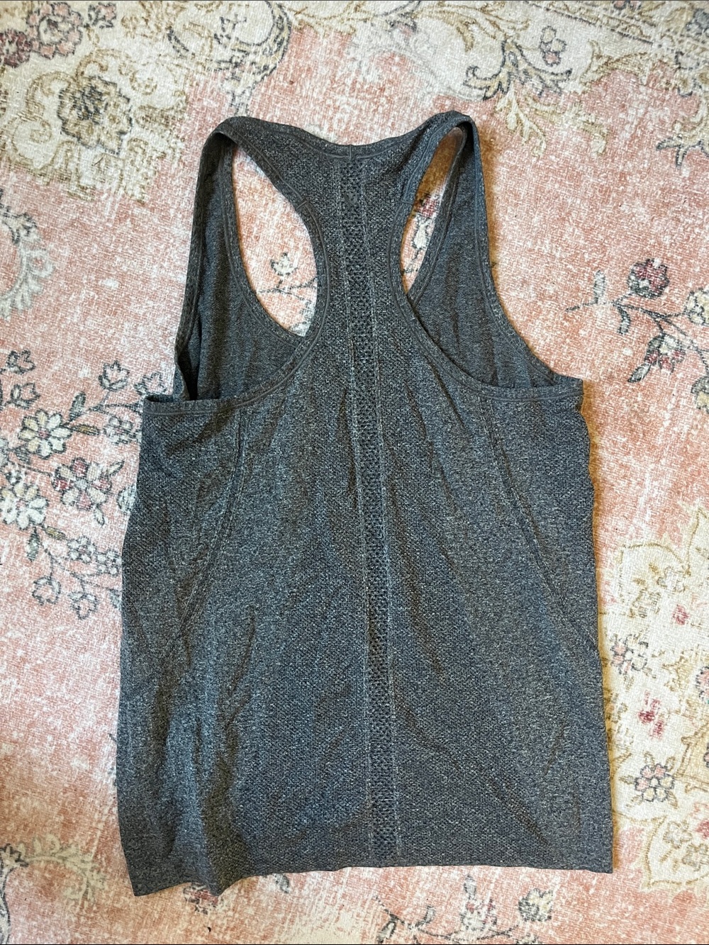 lululemon athletica Women's Racerback Tank Top - Heather Charcoal size 10 - Picture 2 of 3